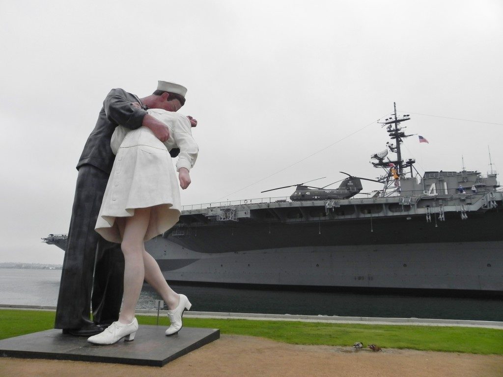 La Midway ed il famoso bacio della fine della guerra....