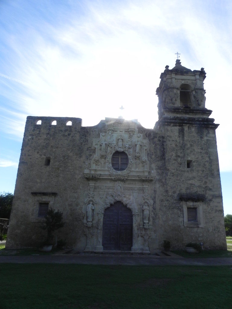 La Chiesa, un bellissimo esempio di coloniale spagnolo.