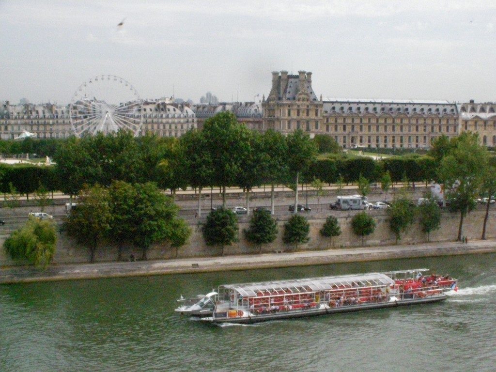 Il Louvre visto dal Museo d'Orsay