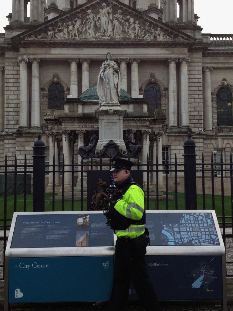 La statua della Regina Vittoria in Donegall Square