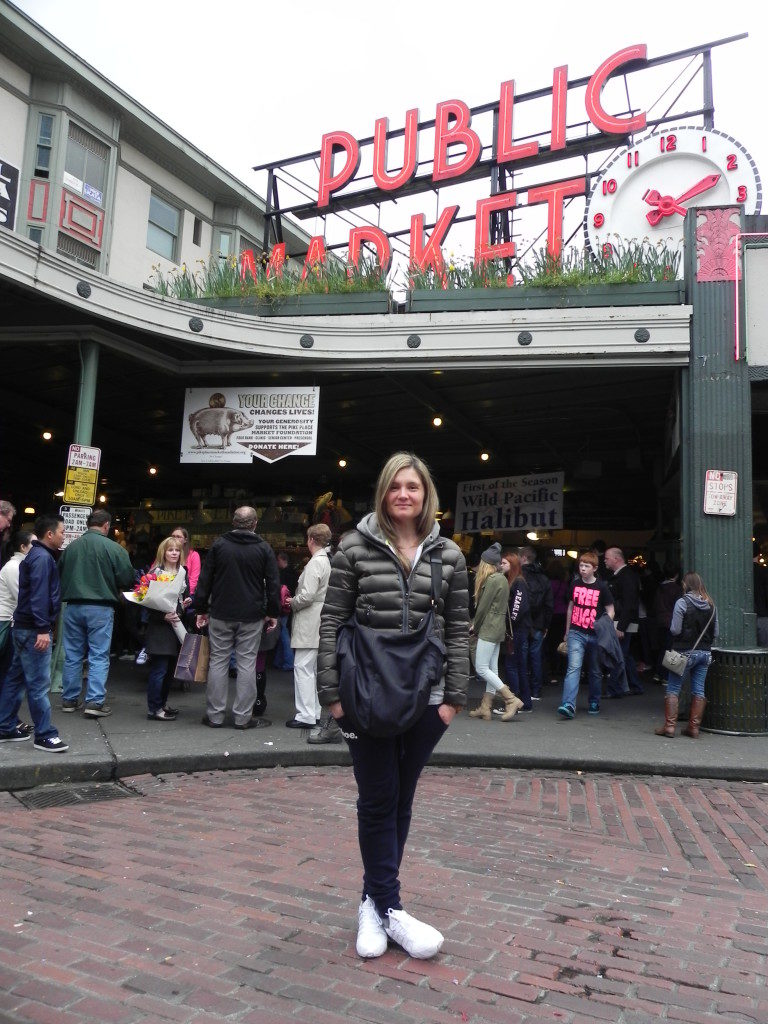 Appena arrivata, Pike Market Place