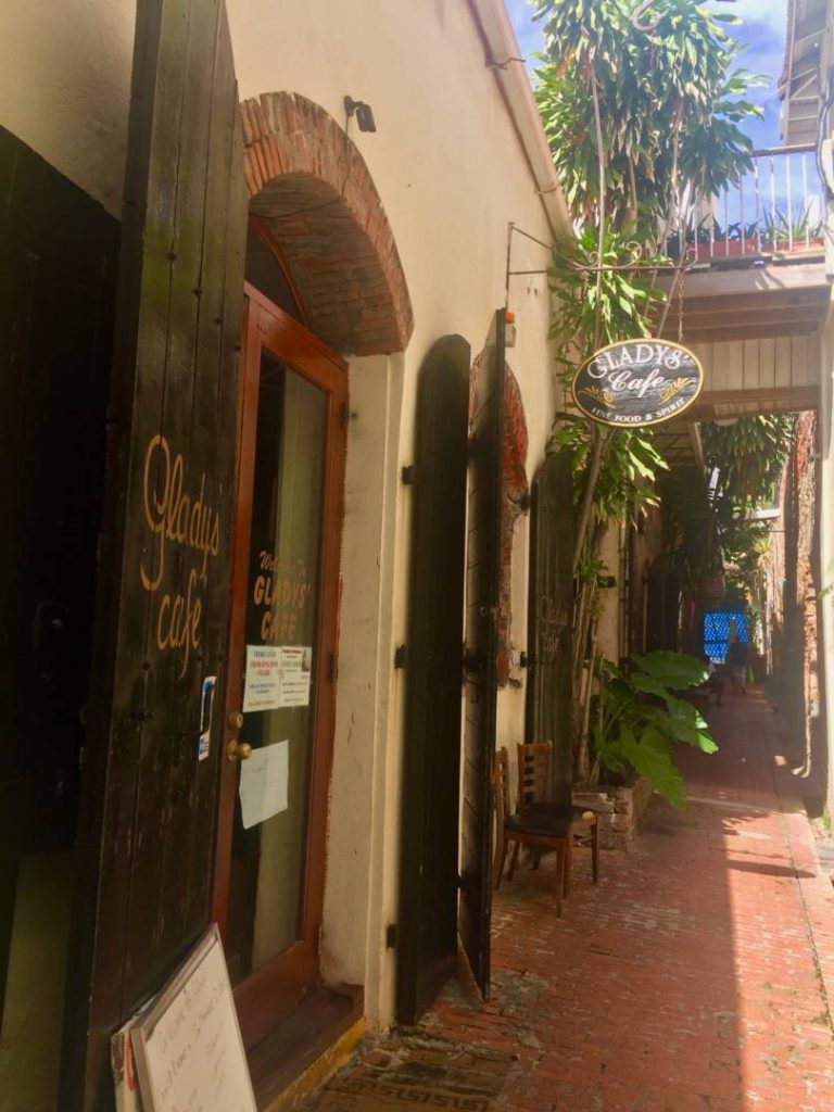 What to see in St. Thomas: Glady’s Café