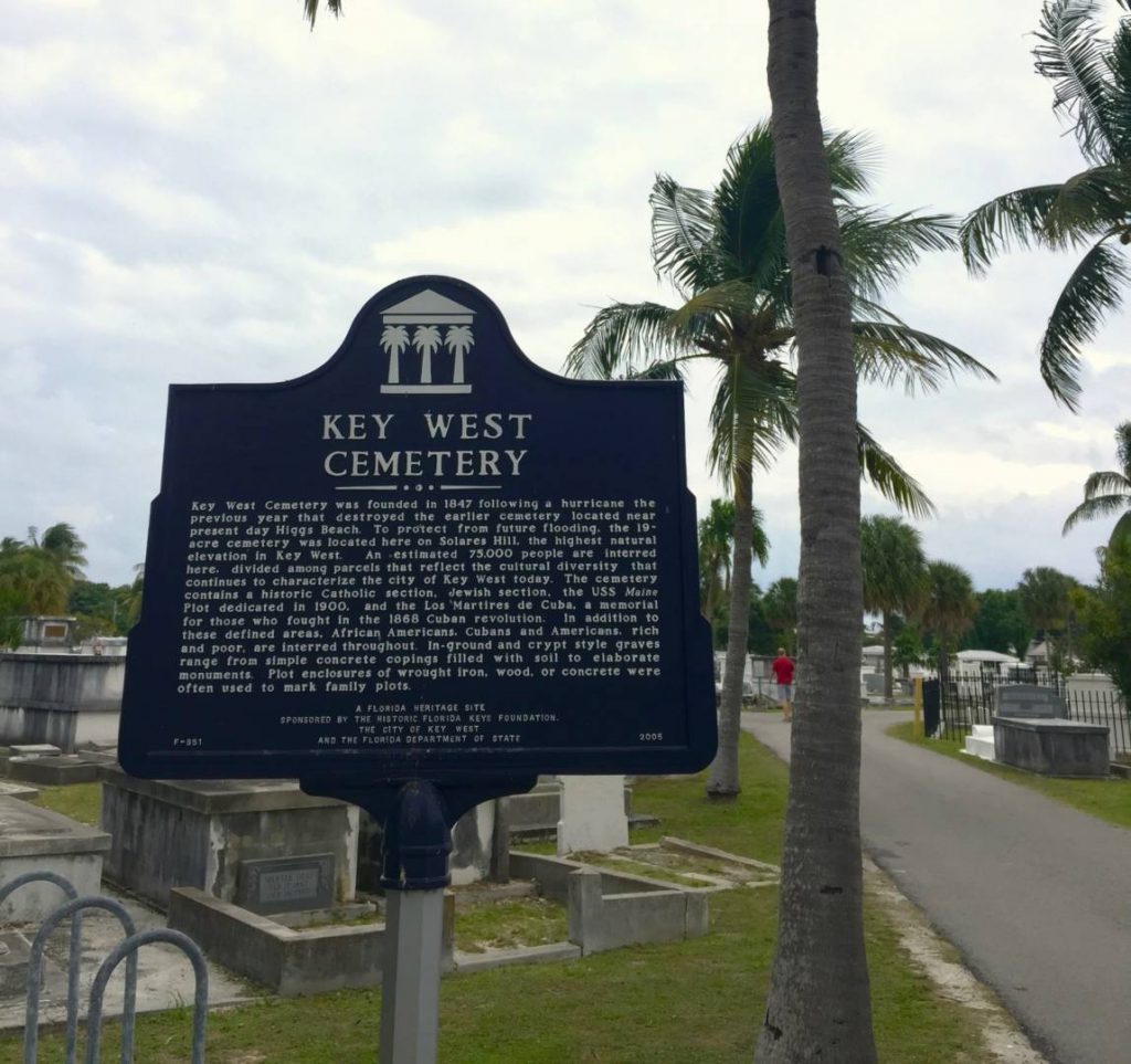 Things to do in Key West: visit the Key West Cemetery