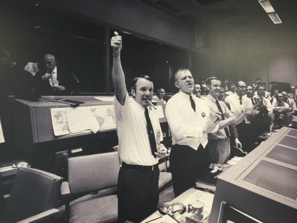 La gioia dopo aver riportato sulla terra l'Apollo 13. Houston Spoace Center photo credits