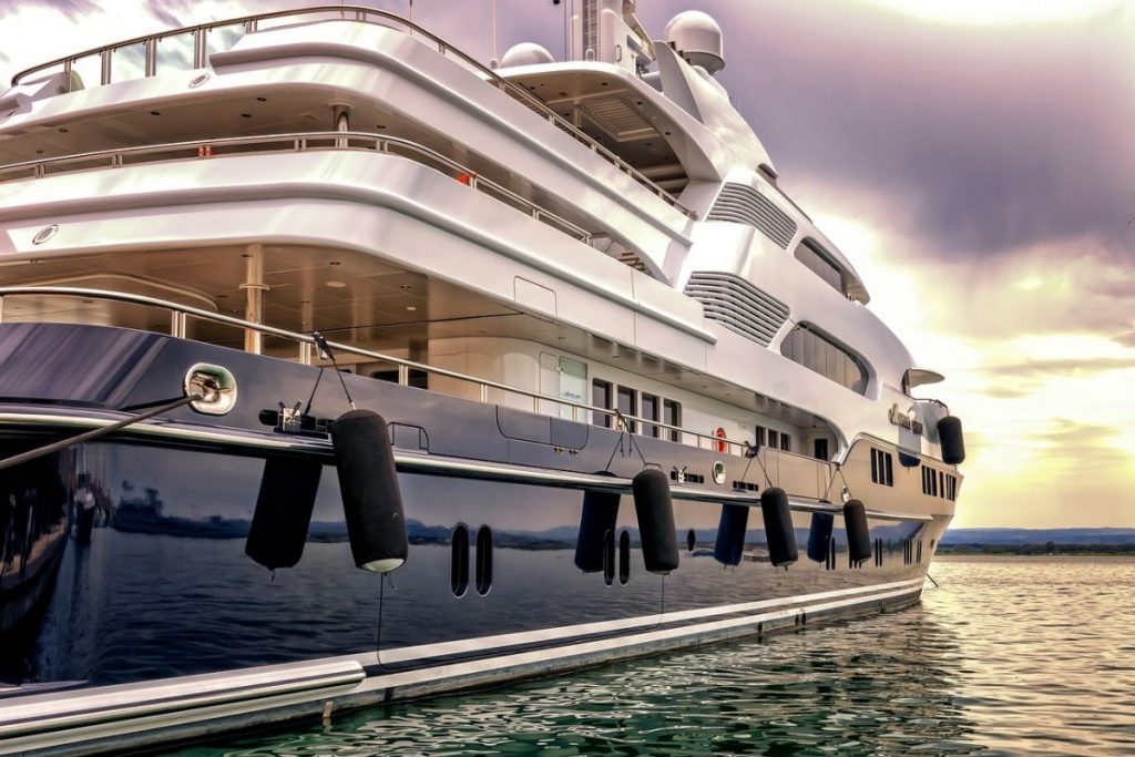 when is mediterranean yachting season