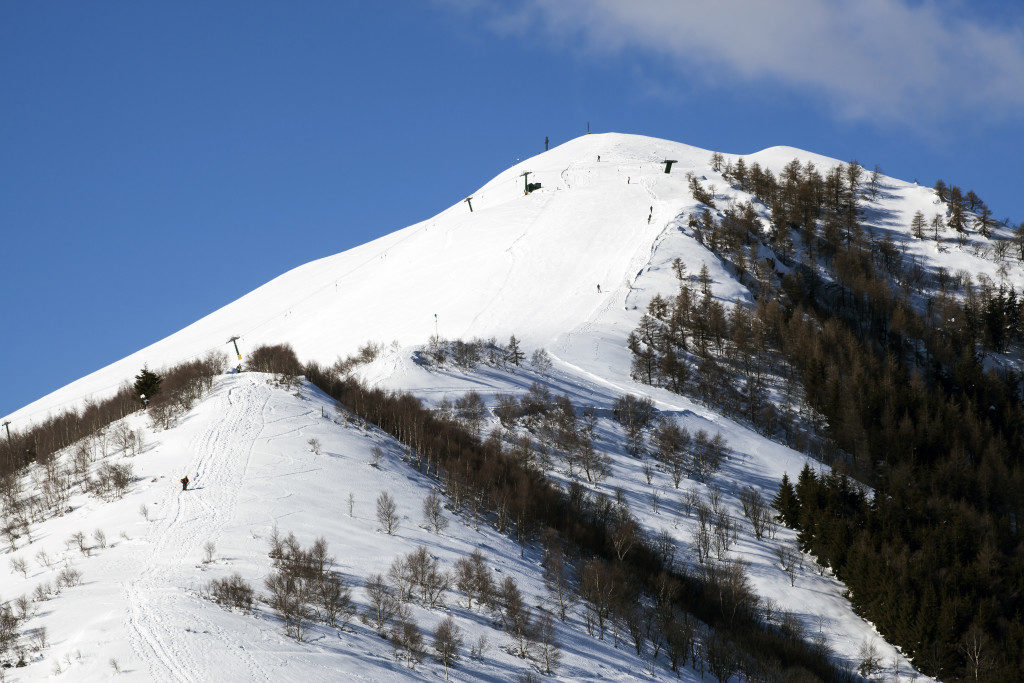 Inverno in Valsassina-Shutterstock.com Photo-Credits