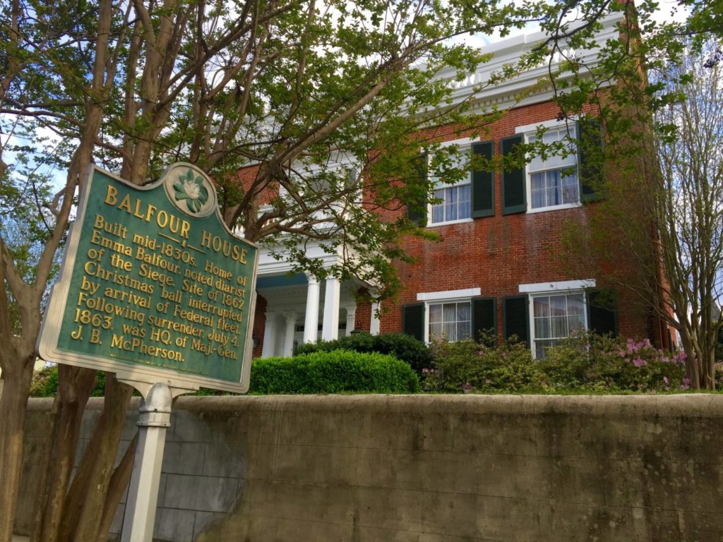 Itinerari in Mississippi, Balfour House