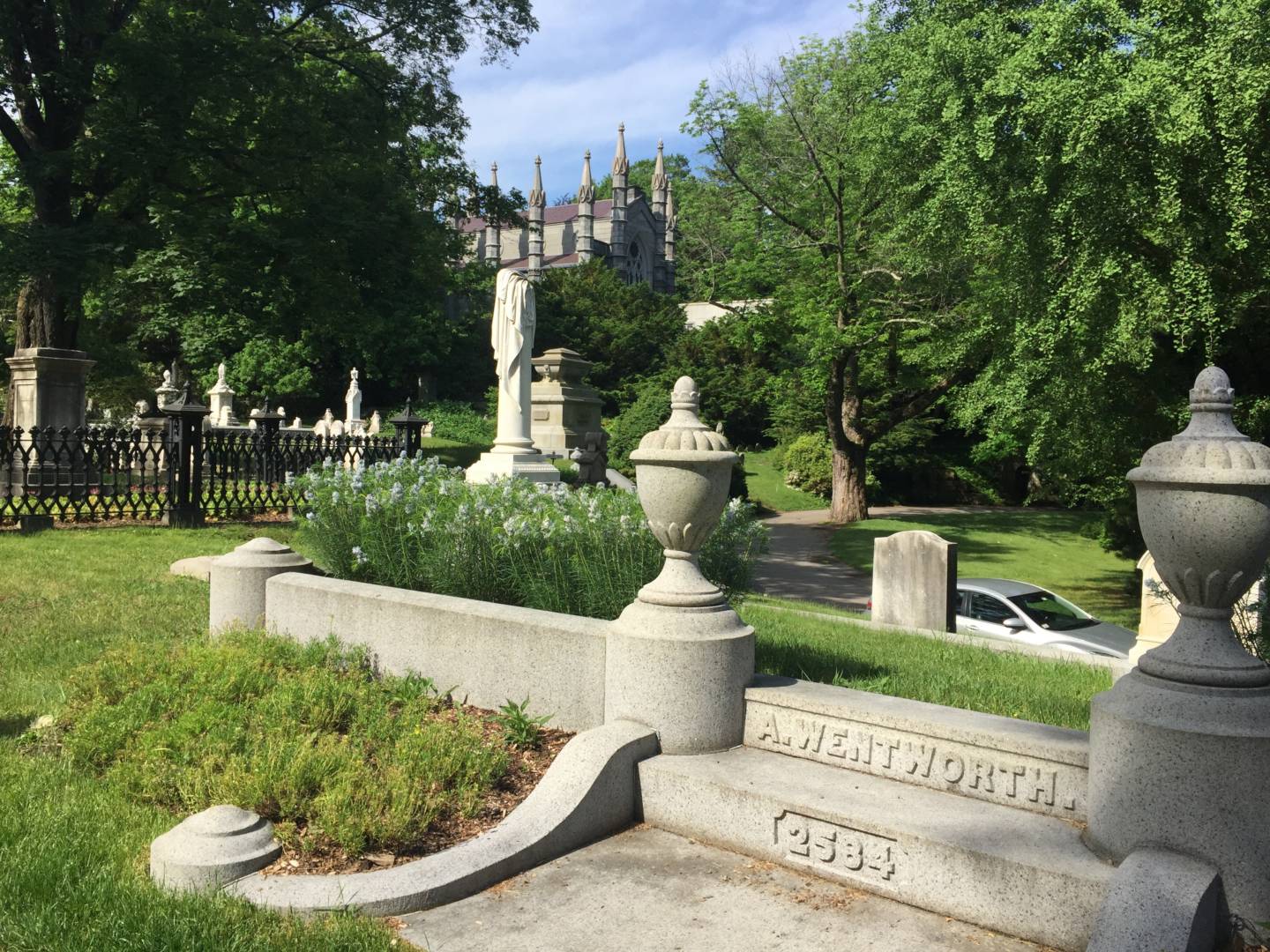 mount auburn cemetery walking tour