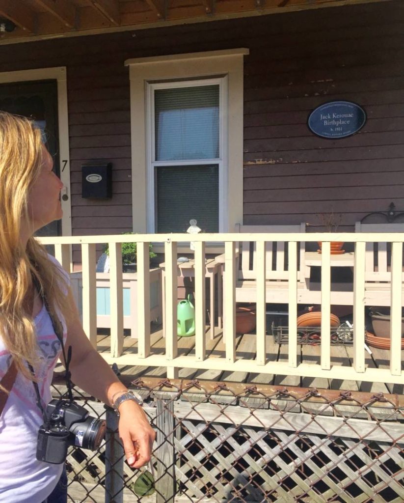 The veranda with the plate commemorating Kerouac’s birth