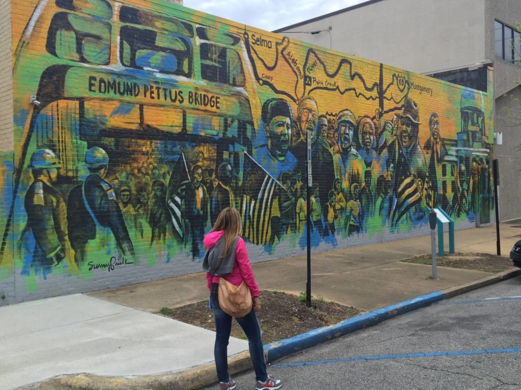 Alabama Civil Rights Trail: murales about Selma March in Montgomery