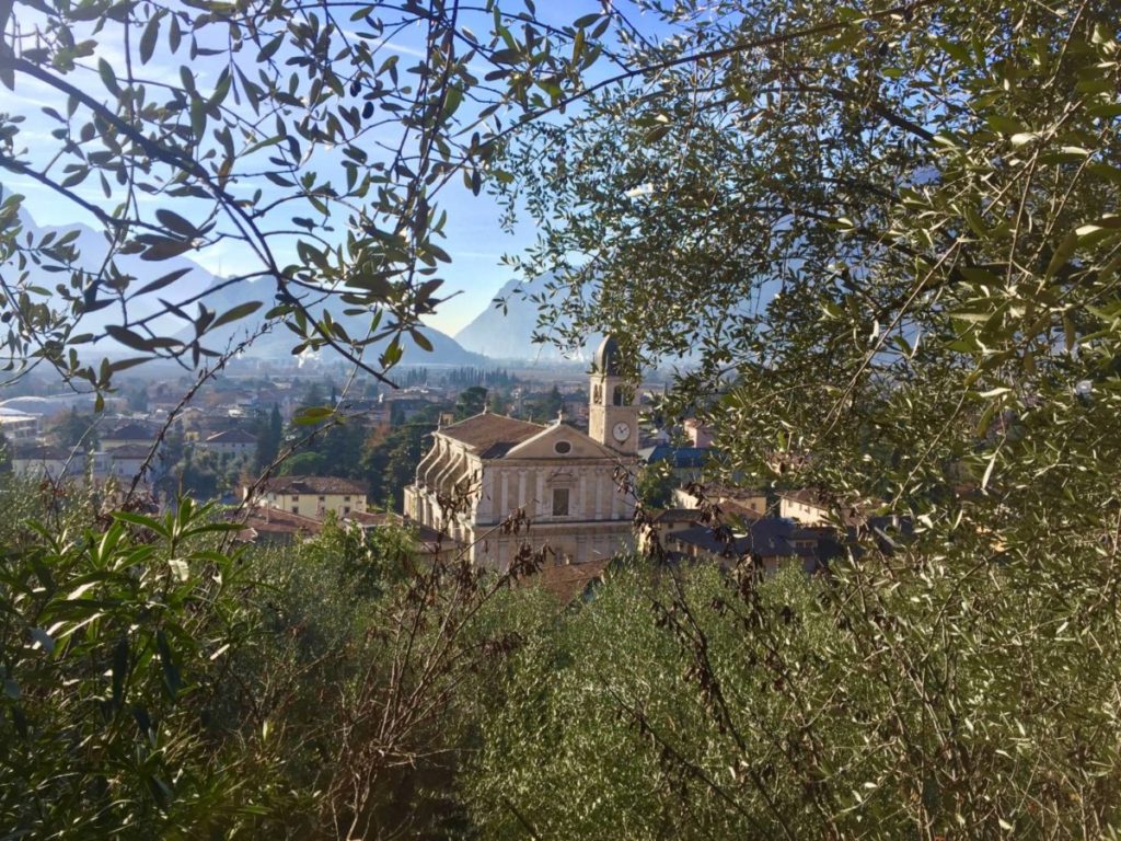 Weekend in Garda Trentino: Arco seen from Olivaia