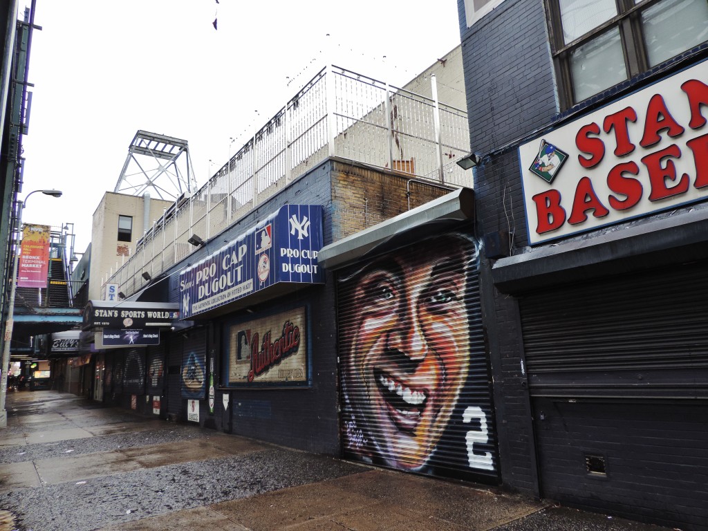 Bronx, nei dintorni dello Yankees Stadium