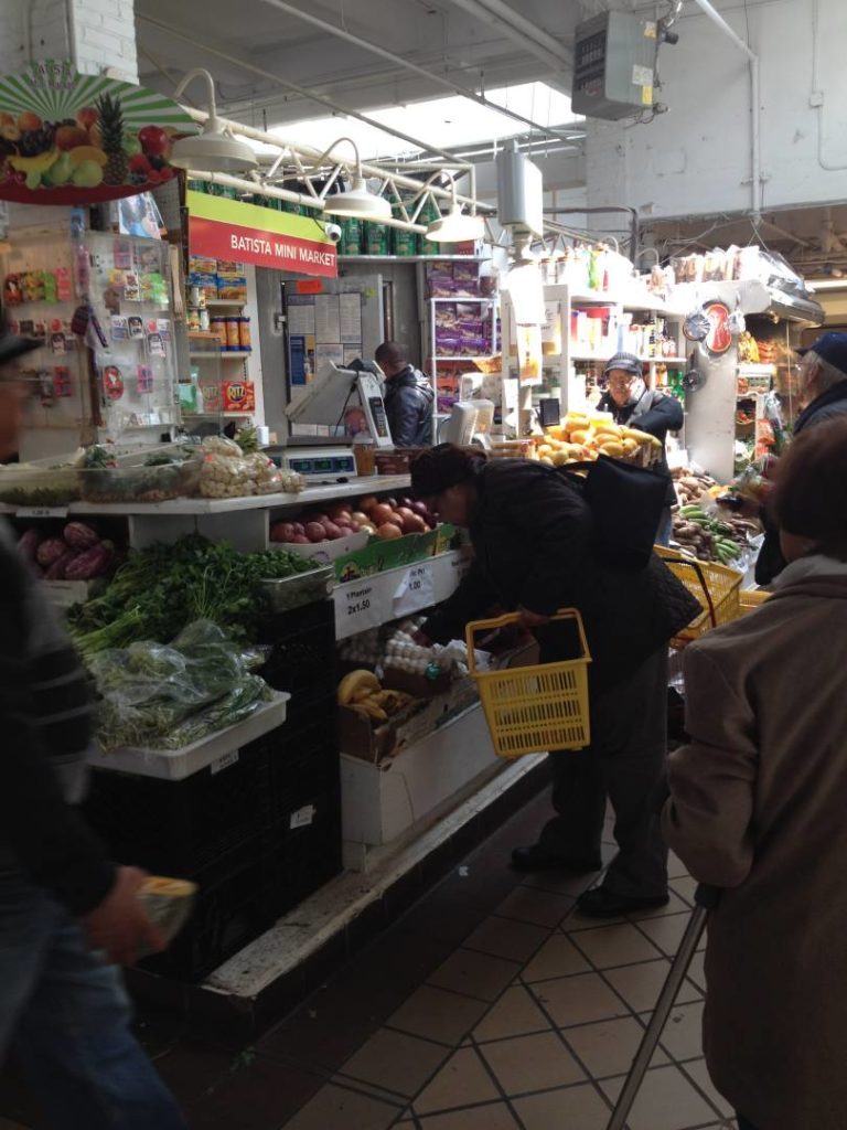 Itinerari New York: Essex Street Market, l'interno